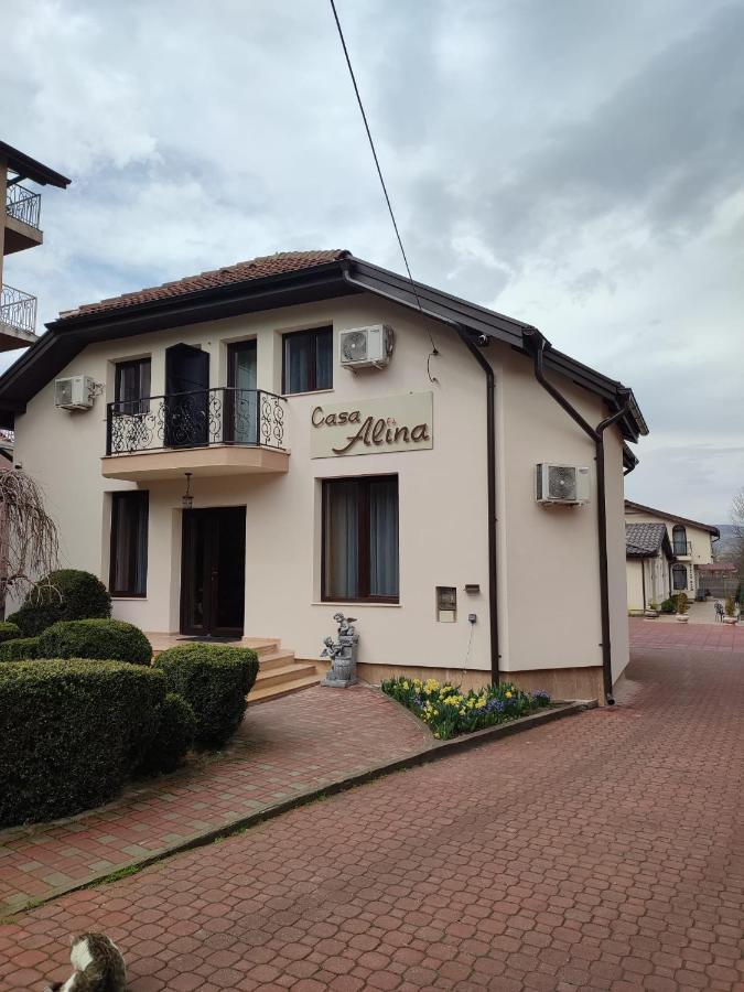 Casa Alina Hotel Дева Екстериор снимка
