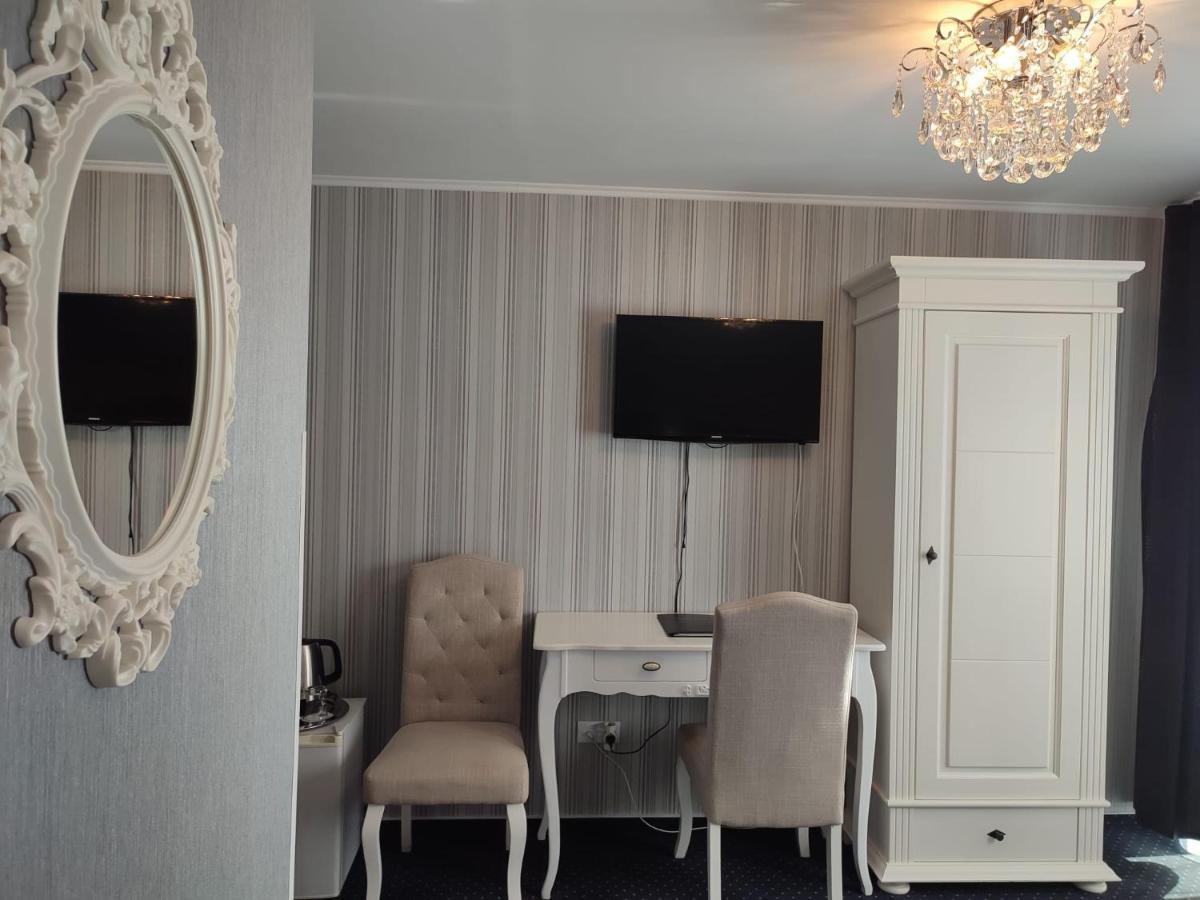 Casa Alina Hotel Дева Екстериор снимка