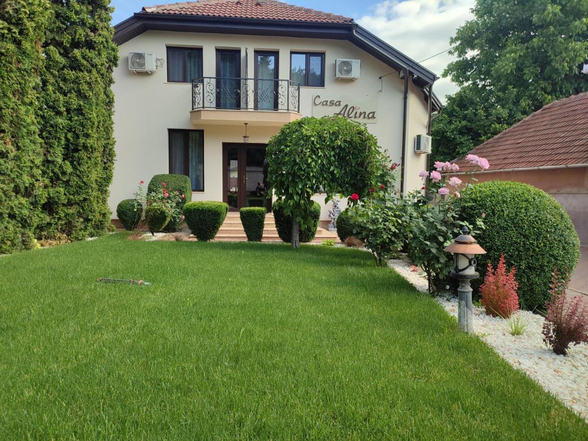 Casa Alina Hotel Дева Екстериор снимка