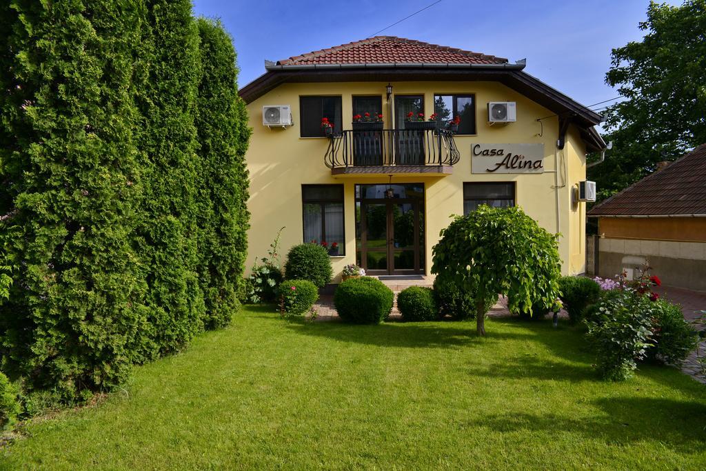 Casa Alina Hotel Дева Екстериор снимка